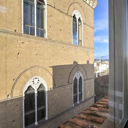Charming Apartments: Historic Attic In Center Apartment Florence